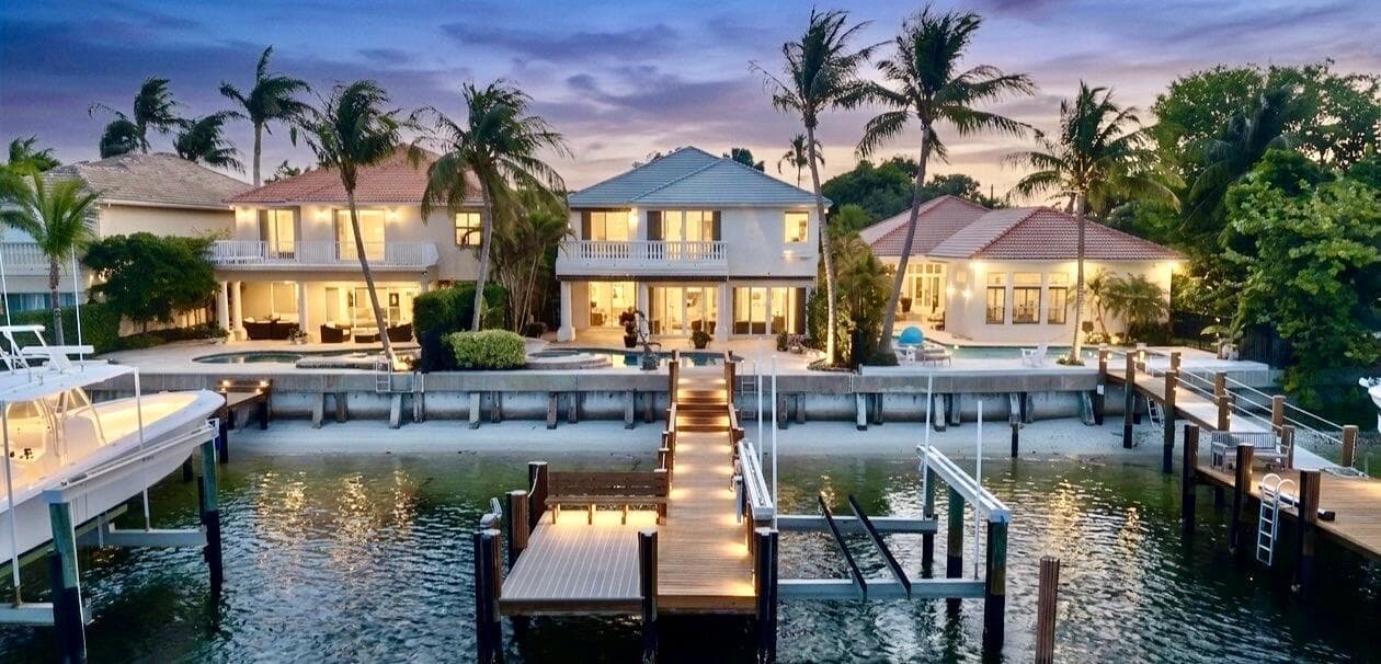 712 SANDY POINT Lane, North Palm Beach, FL 33410