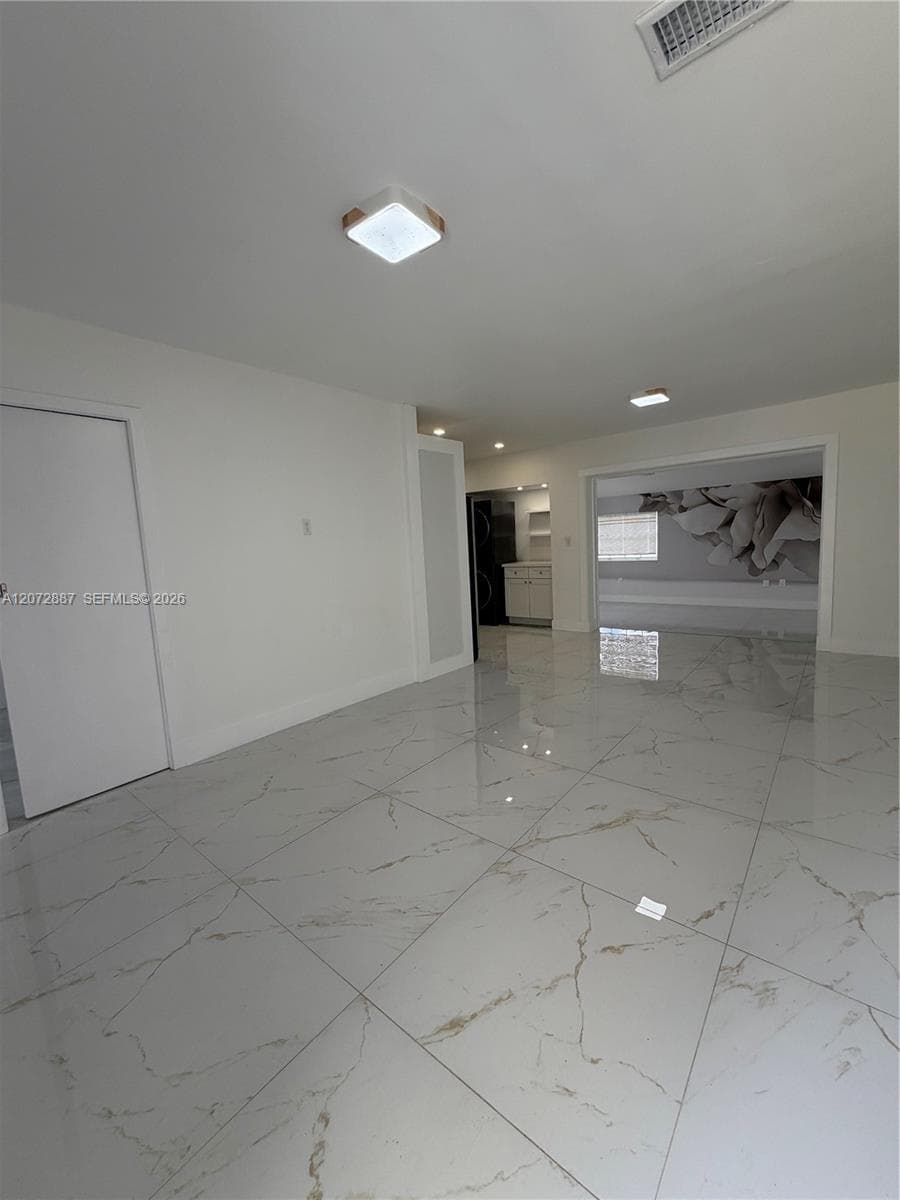 6480 W 13th Ave # NA, Hialeah, FL 33012 — zdjęcie 4