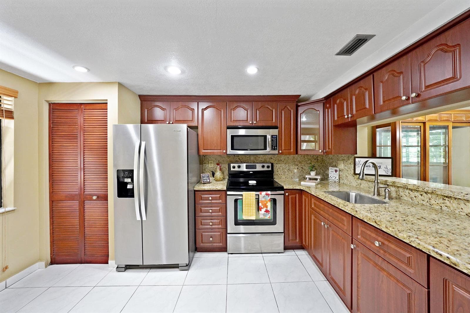 901 Colony Point Circle # 207, Pembroke Pines, FL 33026 — zdjęcie 4
