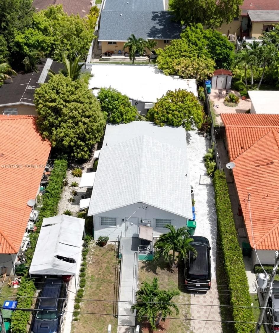 3085 & 3083 SW 17th St, Miami, FL 33145 — zdjęcie 4