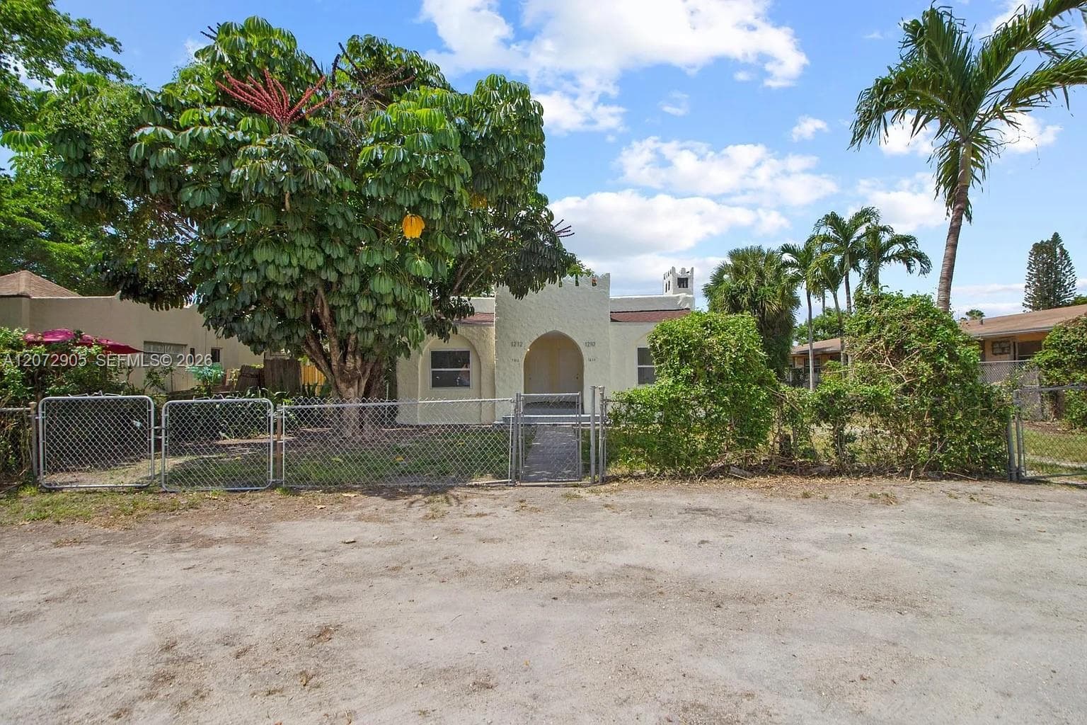1210 Sesame St # 1210, Opa-Locka, FL 33054