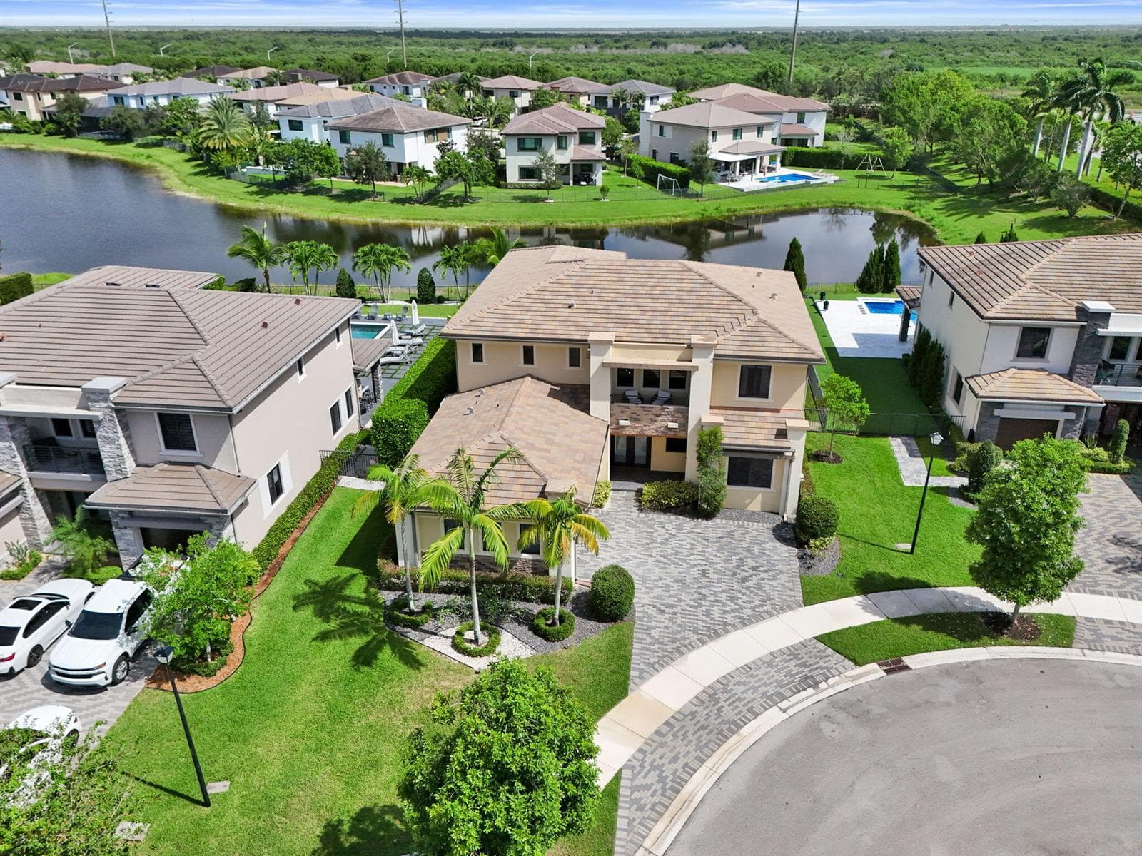 10423 COBALT Court, Parkland, FL 33076 — zdjęcie 3