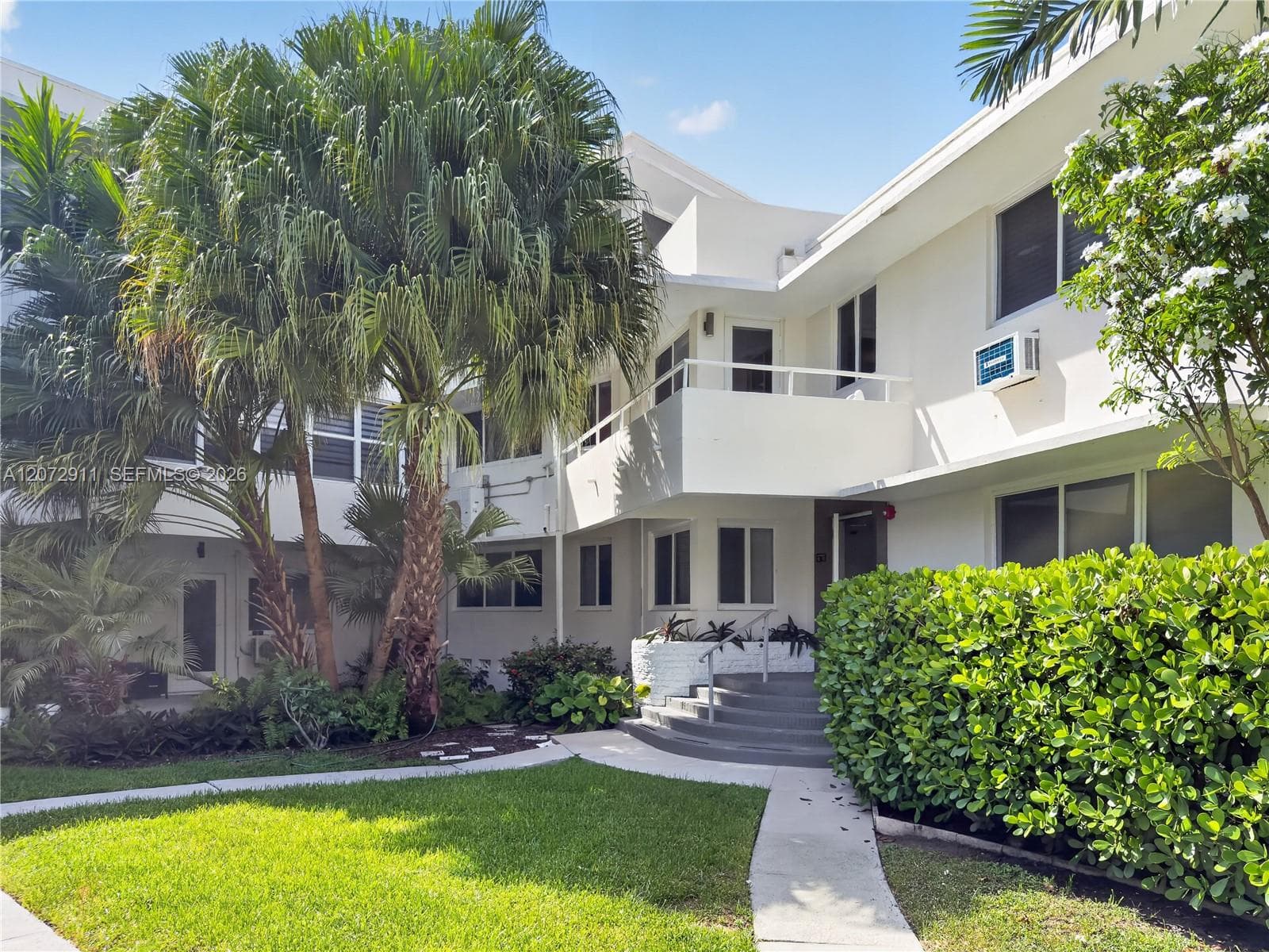 10190 Collins Ave # 204, Bal Harbour, FL 33154 — zdjęcie 2