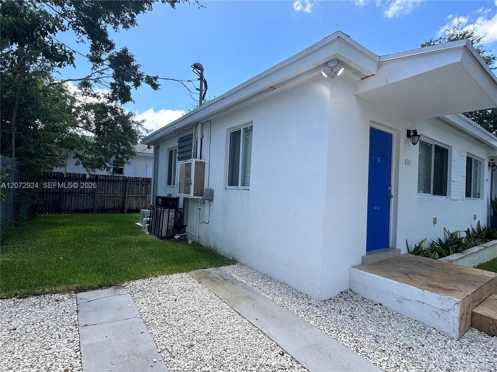6331 NE 4th Ct # 1, Miami, FL 33138 — zdjęcie 2