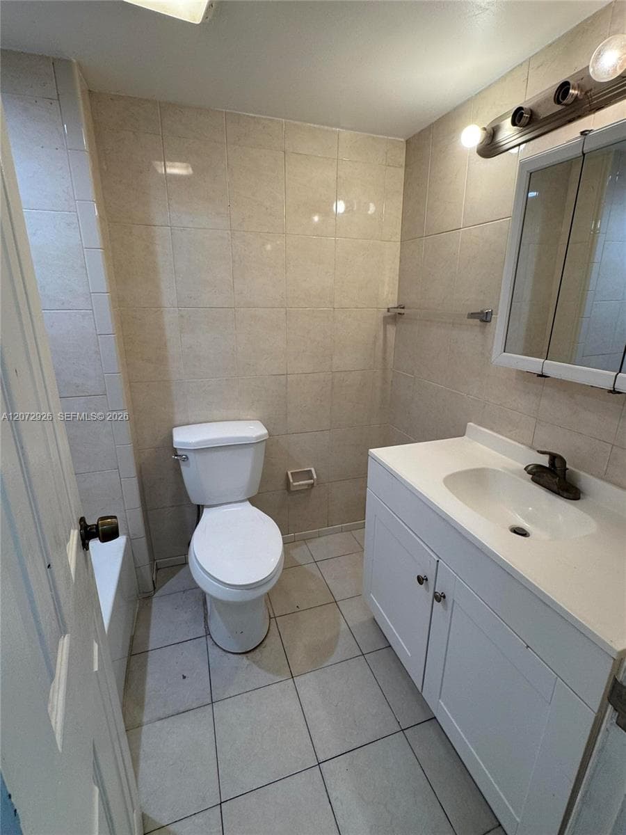 4530 NW 79th Ave # 2D, Doral, FL 33166 — zdjęcie 3