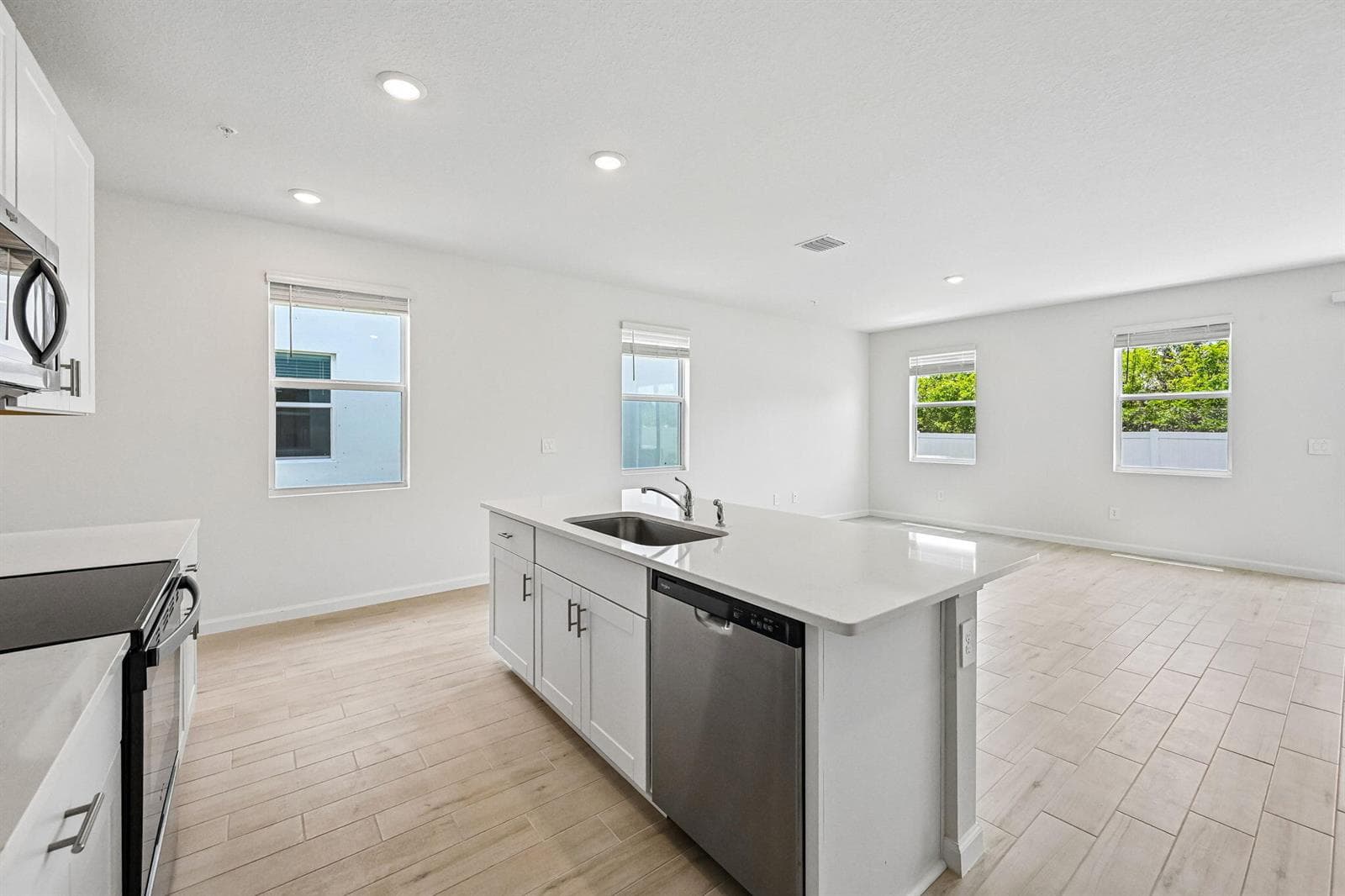 643 Salisbury Circle, Fort Pierce, FL 34982 — zdjęcie 4