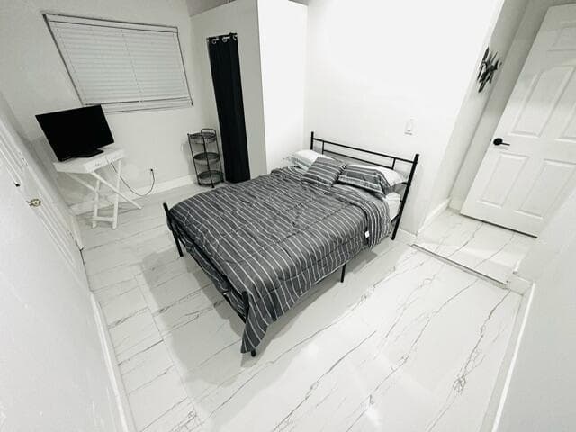 55 NW 47th Street, Miami, FL 33127 — zdjęcie 4