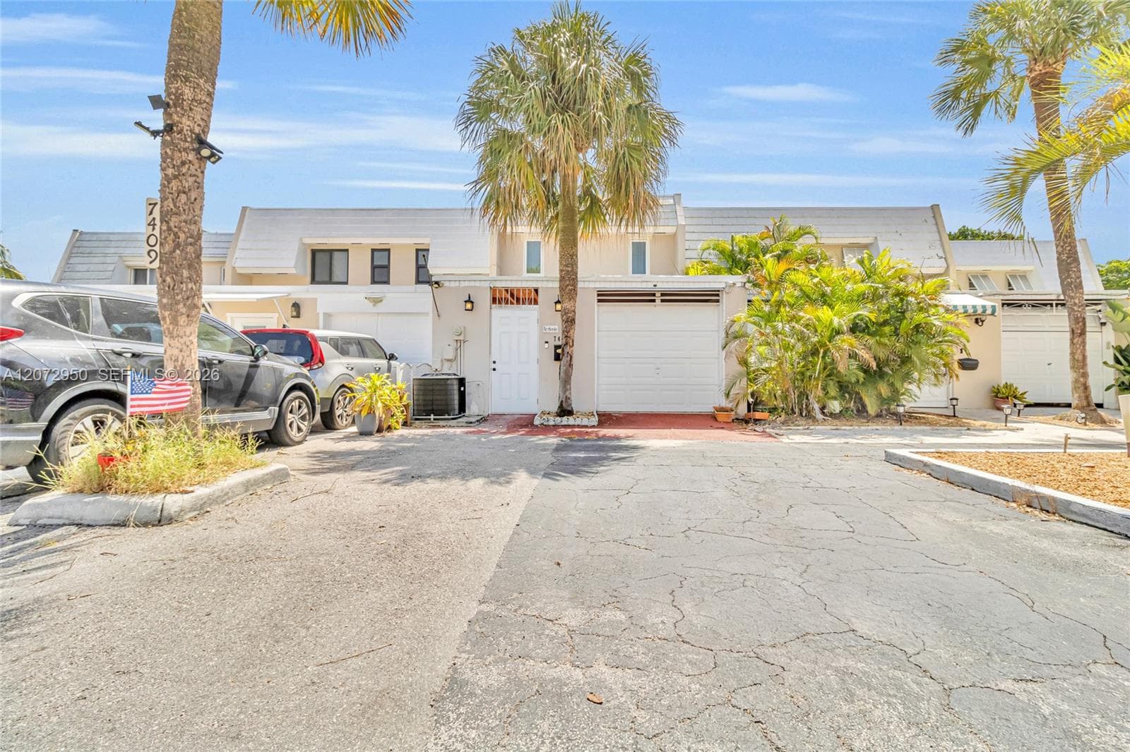 7407 Big Cypress Dr, Miami Lakes, FL 33014 — zdjęcie 2