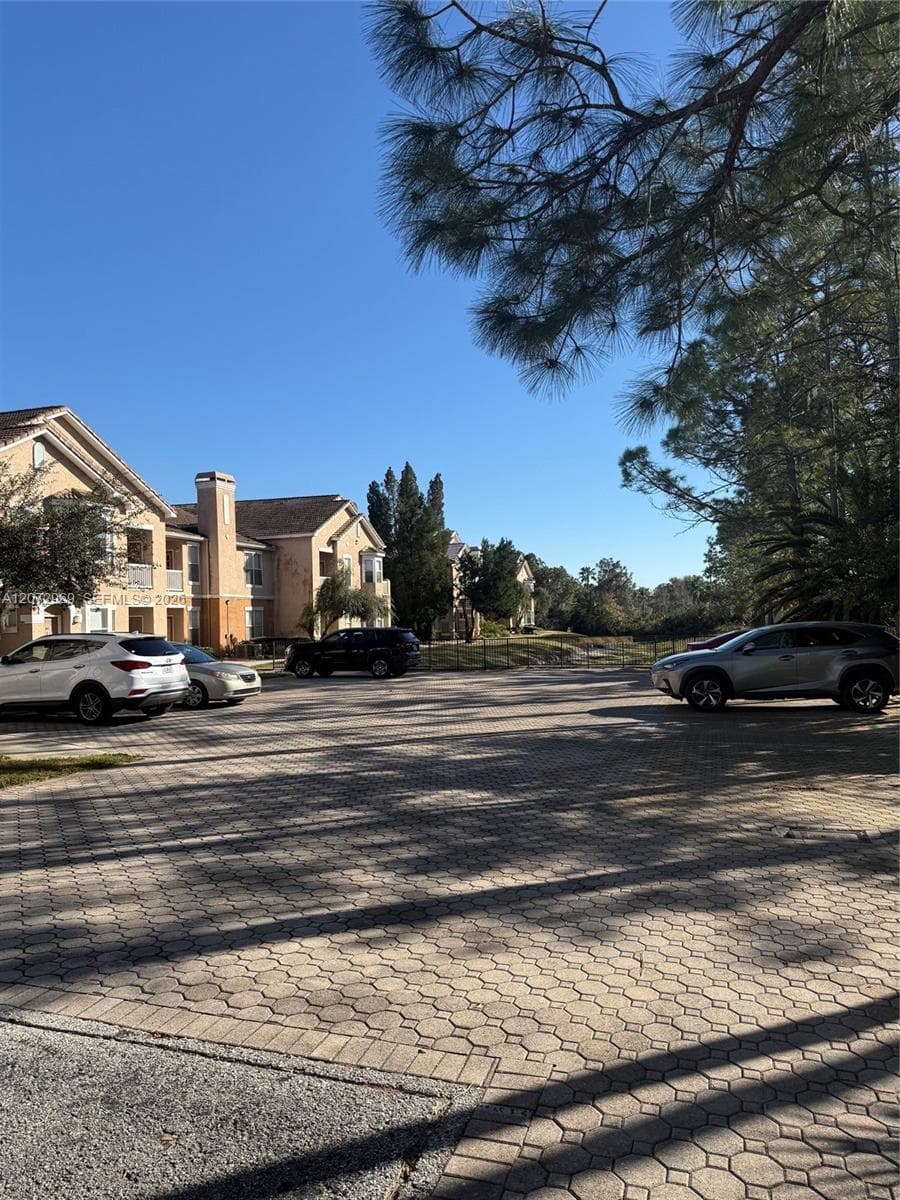 17962 VILLA CREEK DRIVE # 17962, Tampa, FL 33647 — zdjęcie 2