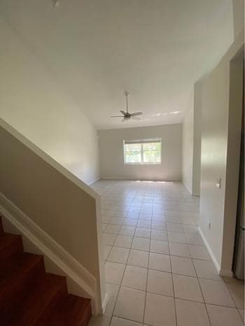 9850 NW 24TH Court, Sunrise, FL 33322 — zdjęcie 5