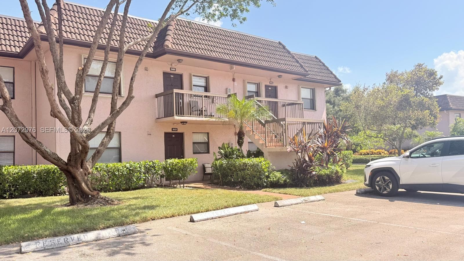 10361 NW 11th St # 203, Pembroke Pines, FL 33026