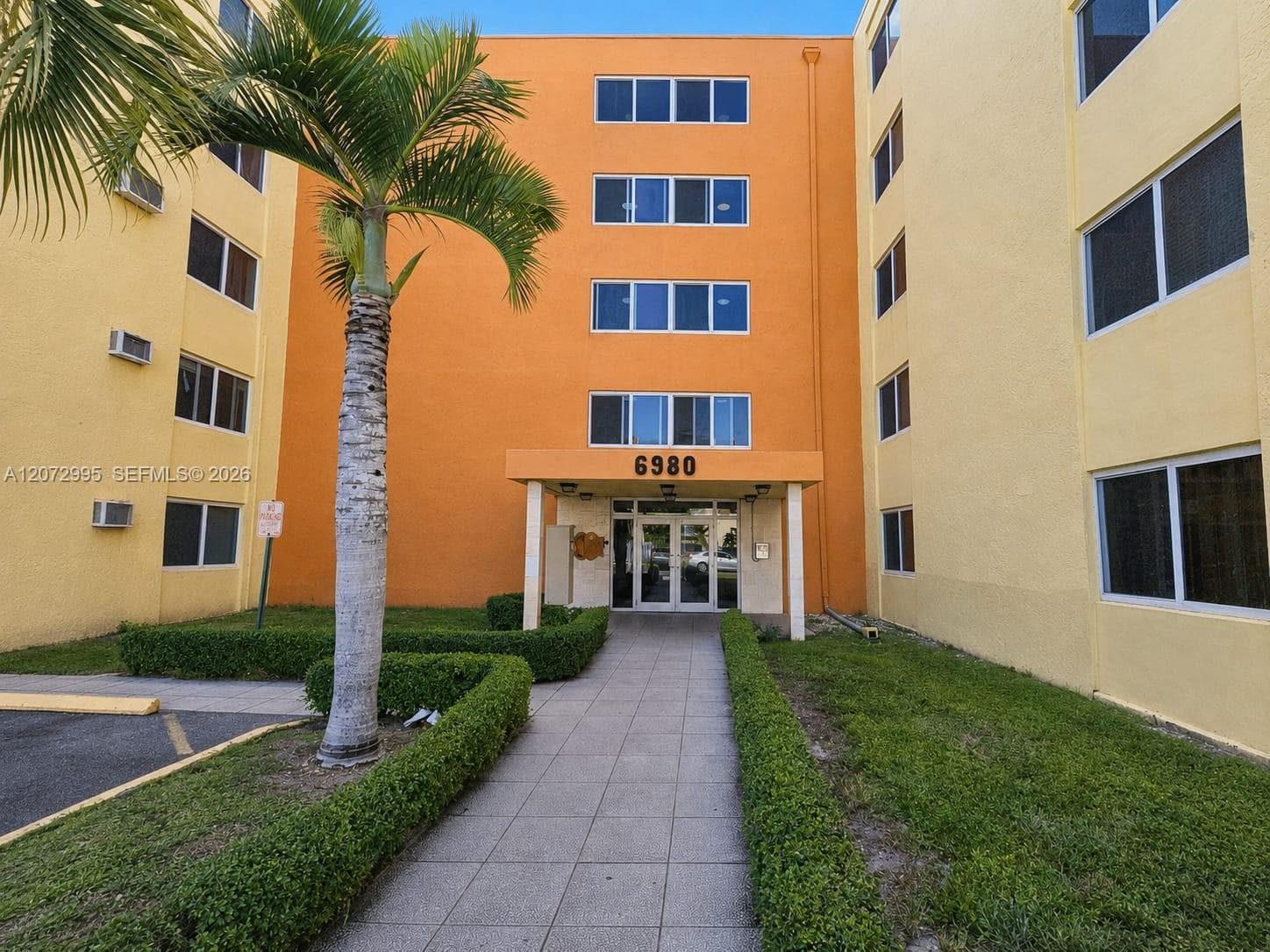 6980 NW 186th St # 3-117, Hialeah, FL 33015