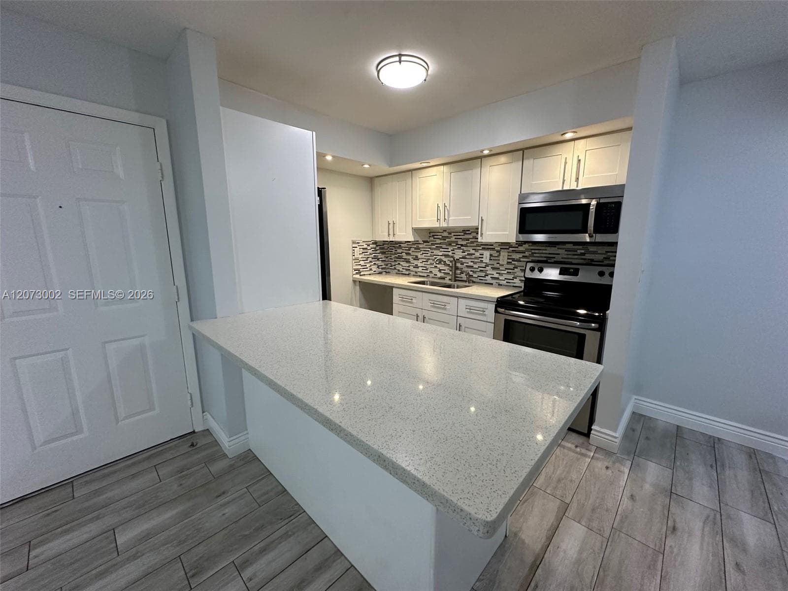 18875 NW 62nd Ave # 106, Hialeah, FL 33015 — zdjęcie 2