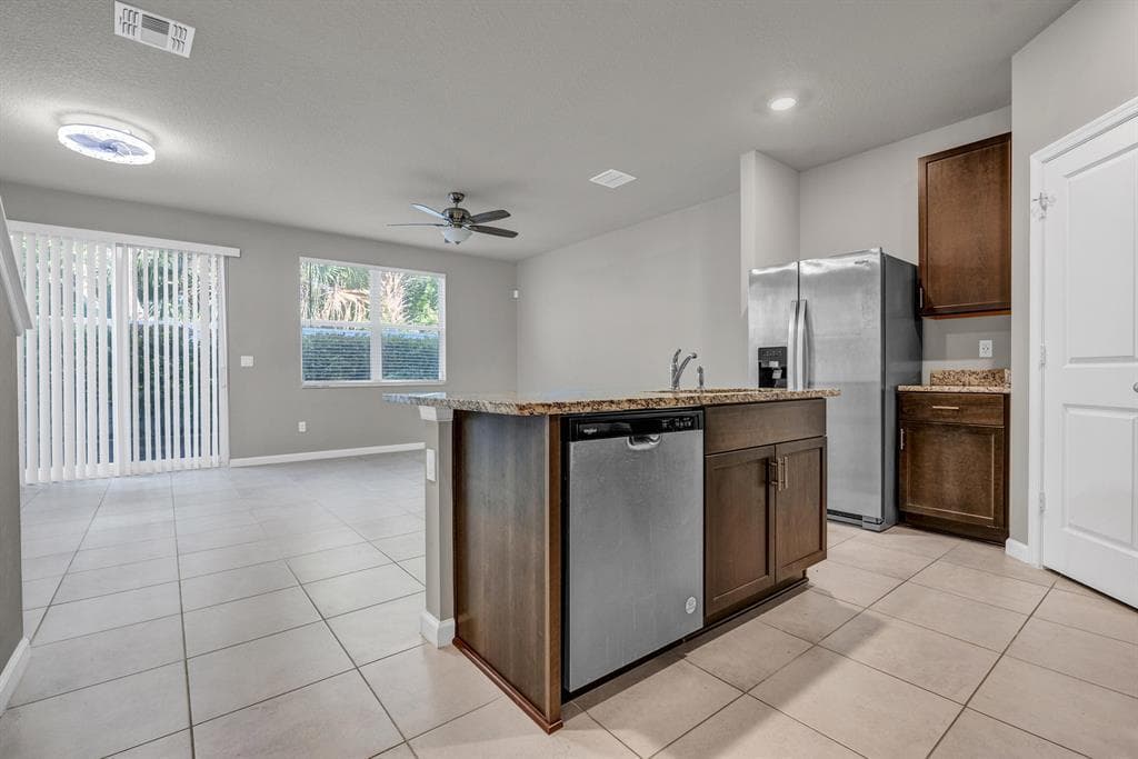 5659 Enclave Drive, Mangonia Park, FL 33407 — zdjęcie 3