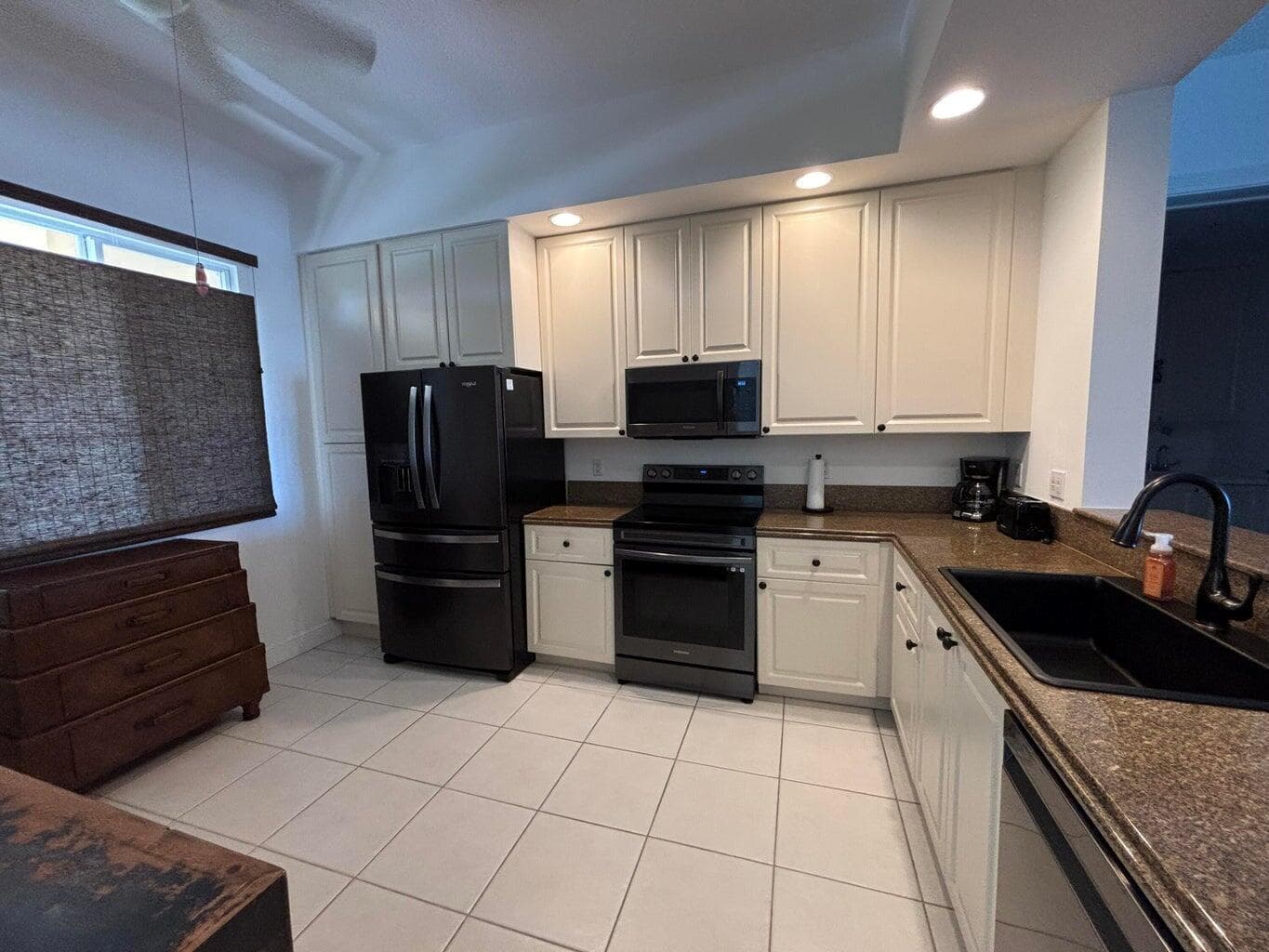 12 HARBOUR ISLE Drive W # 306, Fort Pierce, FL 34949 — zdjęcie 3