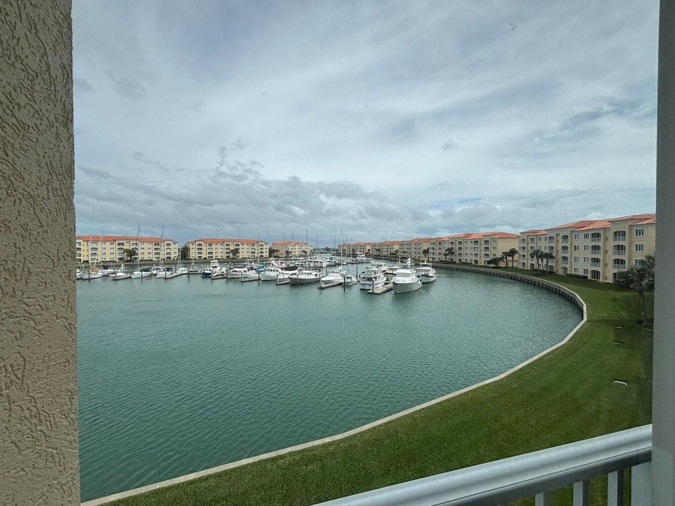 12 HARBOUR ISLE Drive W # 306, Fort Pierce, FL 34949
