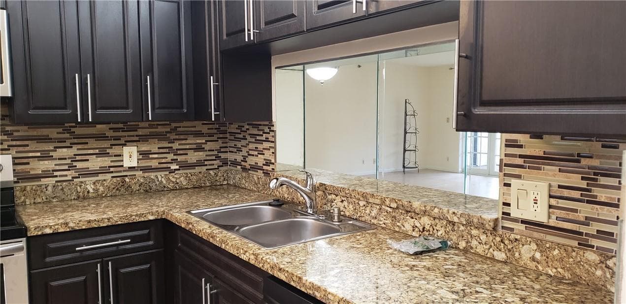 7050 NW 44TH Street # 403, Lauderhill, FL 33319 — zdjęcie 3