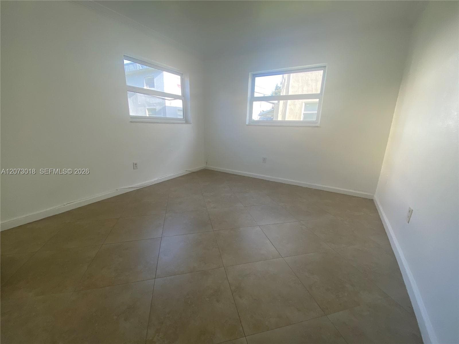 3670 SW 60th Ave # 2, Davie, FL 33314 — zdjęcie 4