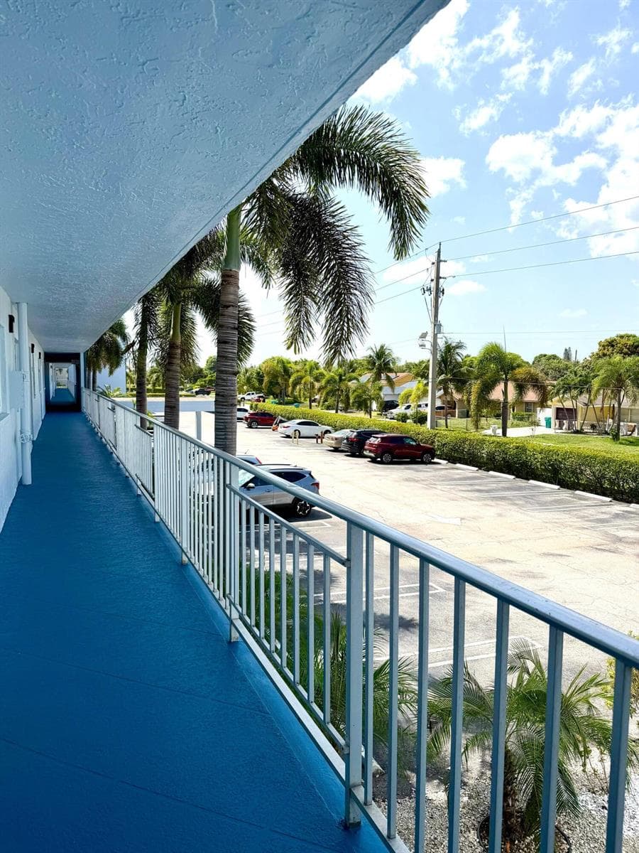 300 NE 26TH Avenue # 2010, Boynton Beach, FL 33435 — zdjęcie 2