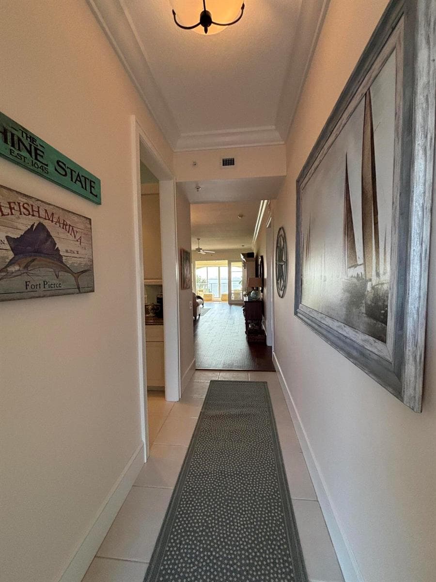 29 HARBOUR ISLE Drive W # 304, Fort Pierce, FL 34949