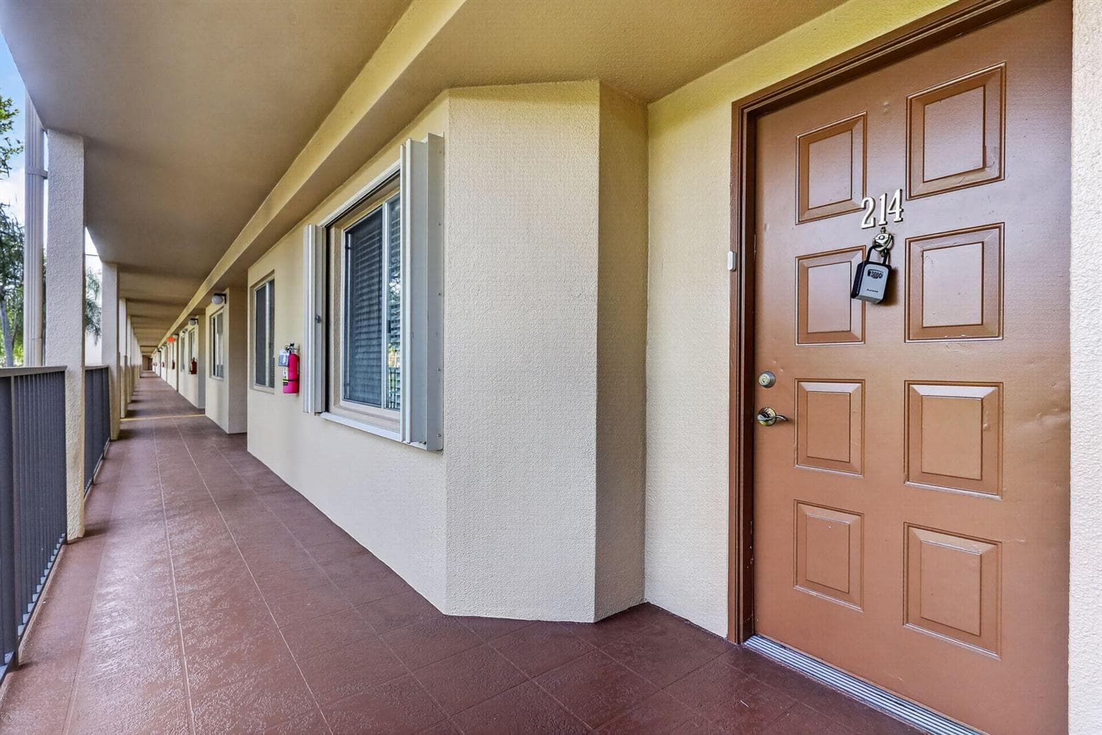 1301 SW 142nd Avenue # 214H, Pembroke Pines, FL 33027 — zdjęcie 3