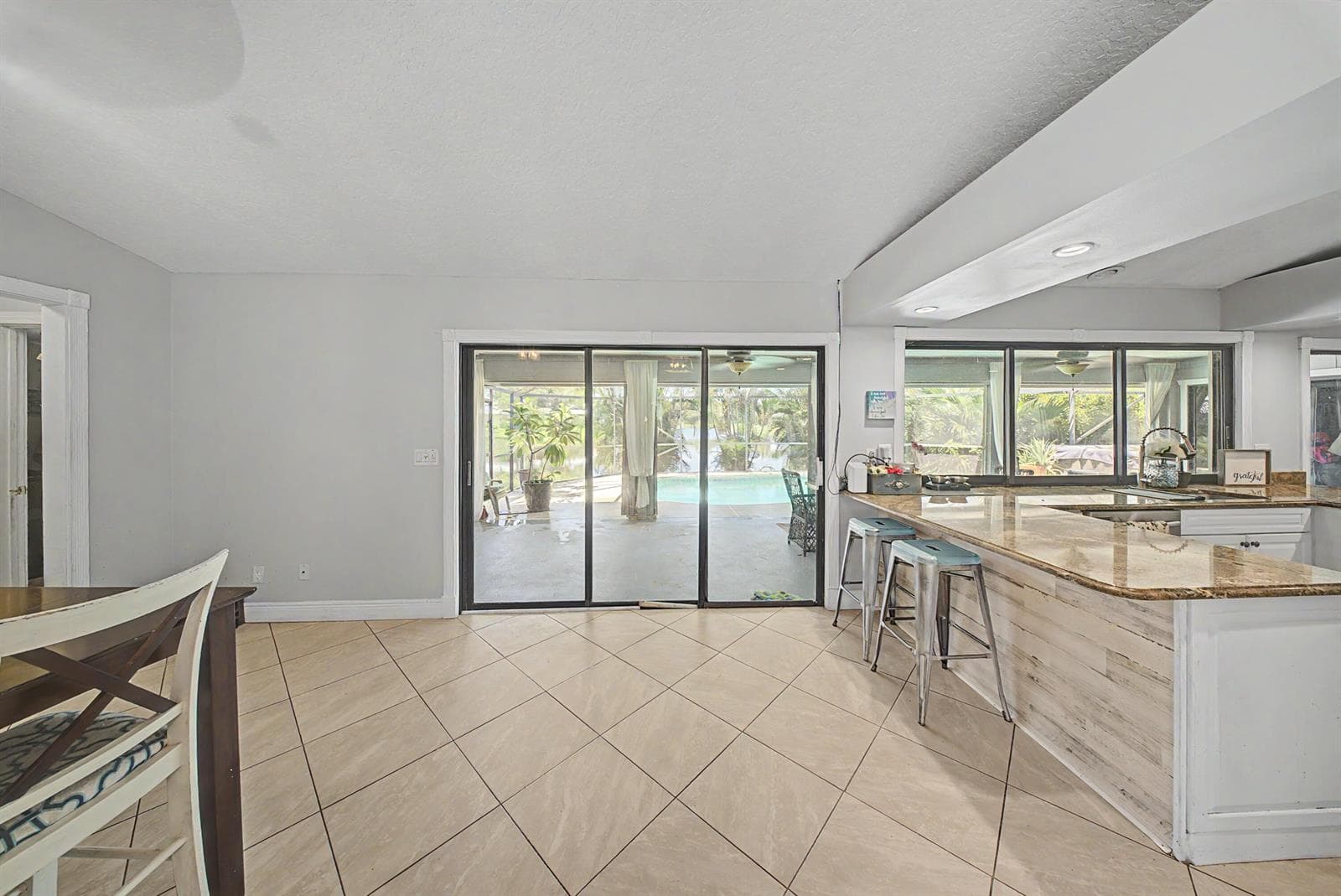 2185 NE Ocapi Court, Jensen Beach, FL 34957 — zdjęcie 5