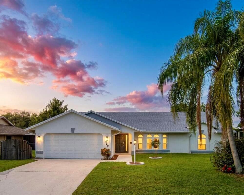320 NE Surfside Avenue, Port St. Lucie, FL 34983