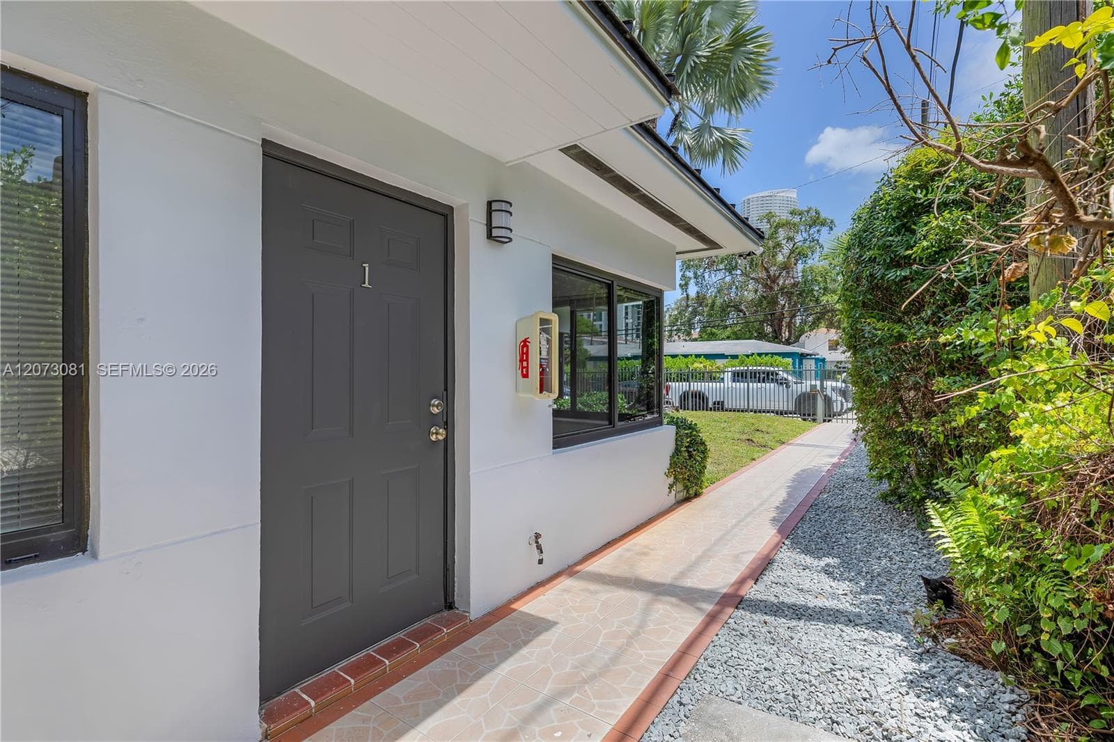 620 SW 6th Ave, Miami, FL 33130