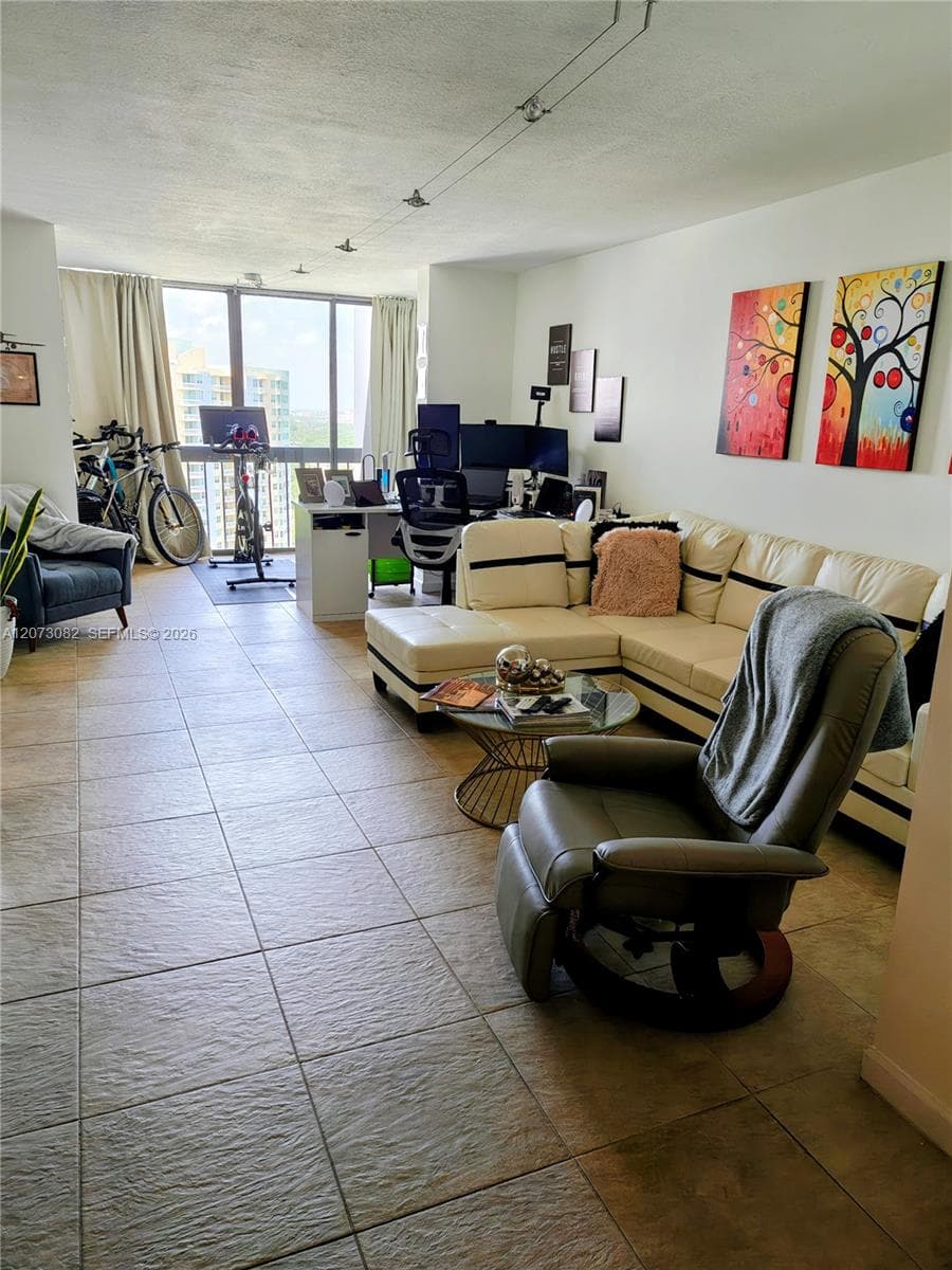 2333 Brickell Ave # 2814, Miami, FL 33129 — zdjęcie 2