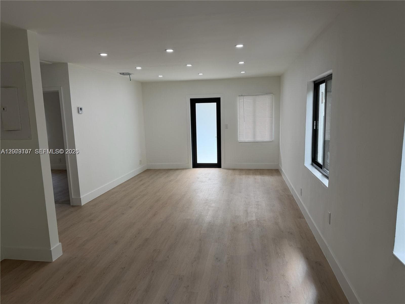 1621 SW 11th Ct, Fort Lauderdale, FL 33312 — zdjęcie 3