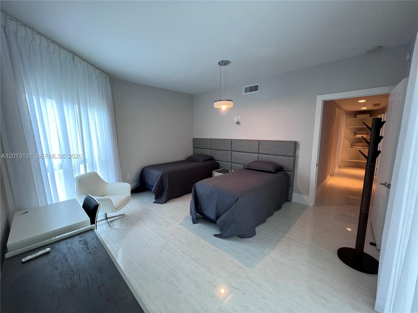 17301 Biscayne Blvd # 1402, North Miami Beach, FL 33160 — zdjęcie 4