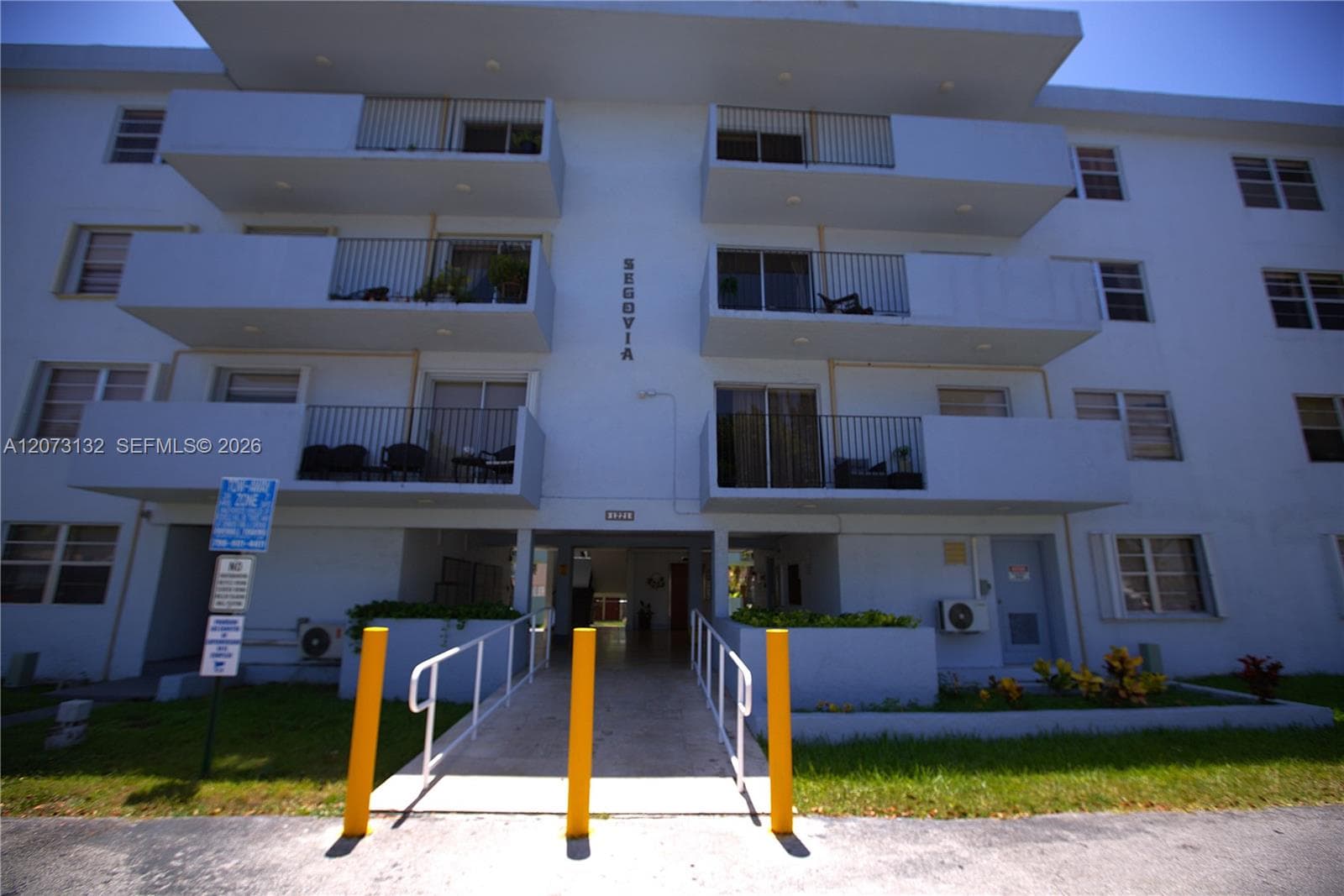 1221 SW 122nd Ave # 403, Miami, FL 33184 — zdjęcie 2