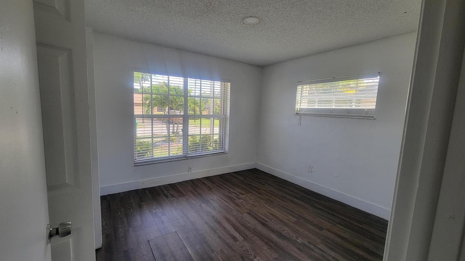 9520 W Daffodil Lane, Miramar, FL 33025 — zdjęcie 5