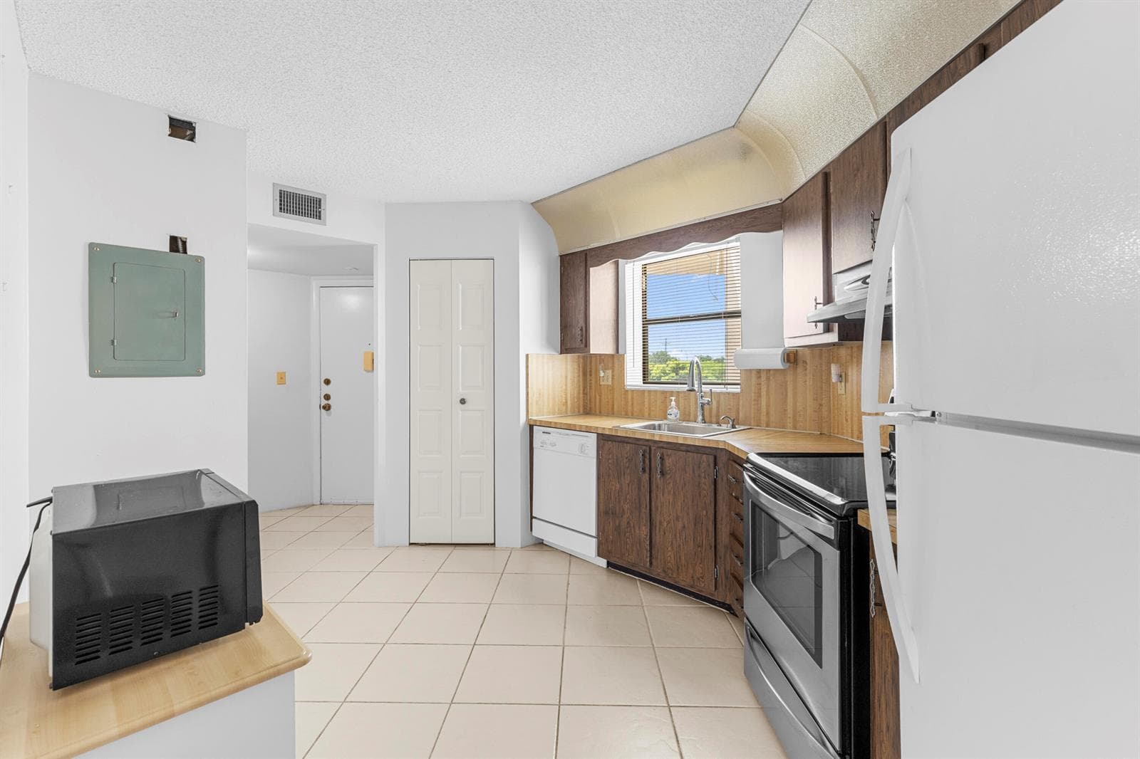 6555 W BROWARD Boulevard # 409, Plantation, FL 33317 — zdjęcie 4