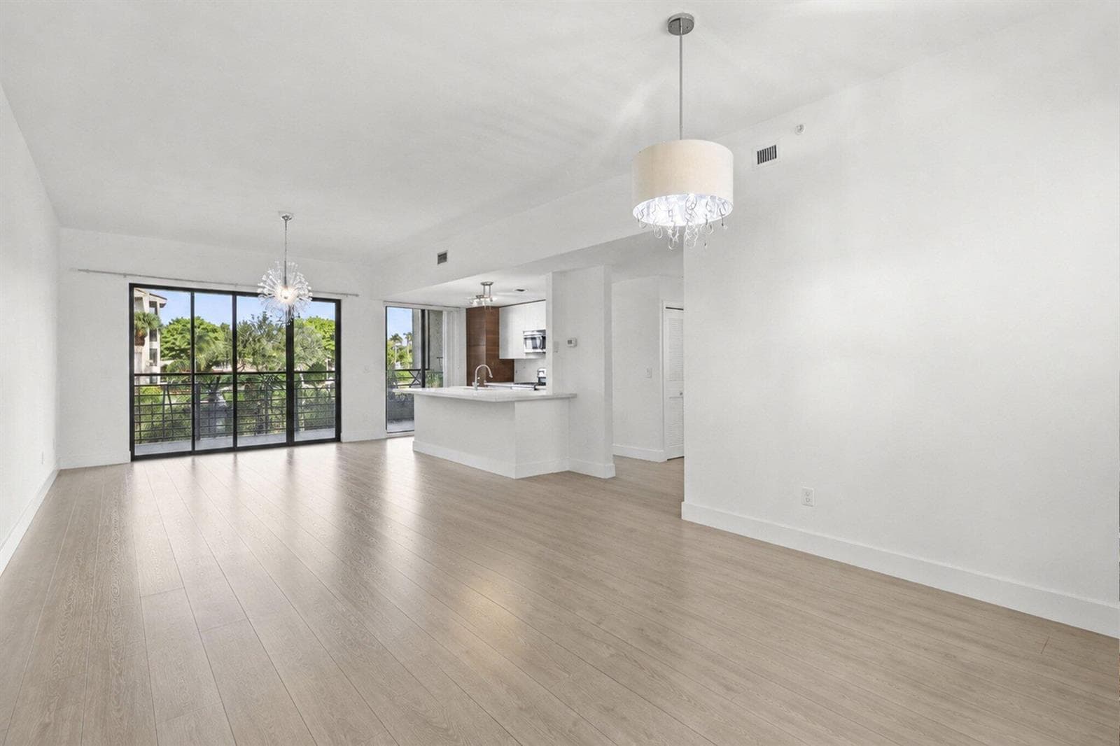 7535 La Paz Boulevard # 209, Boca Raton, FL 33433