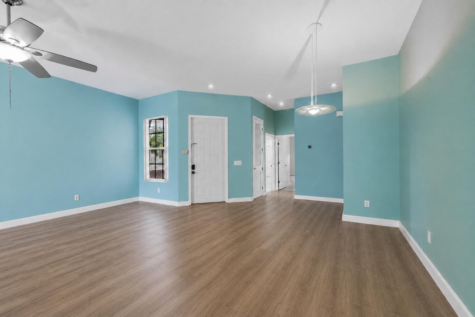 546 SW NEW CASTLE Cove, Port St. Lucie, FL 34986 — zdjęcie 5