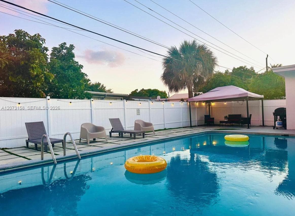 7904 Miramar Pkwy, Miramar, FL 33023 — zdjęcie 2