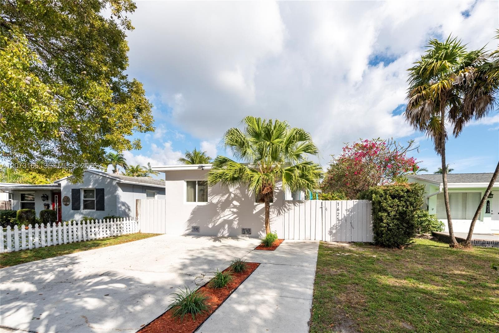 1625 Fletcher St # 1, Hollywood, FL 33020 — zdjęcie 2