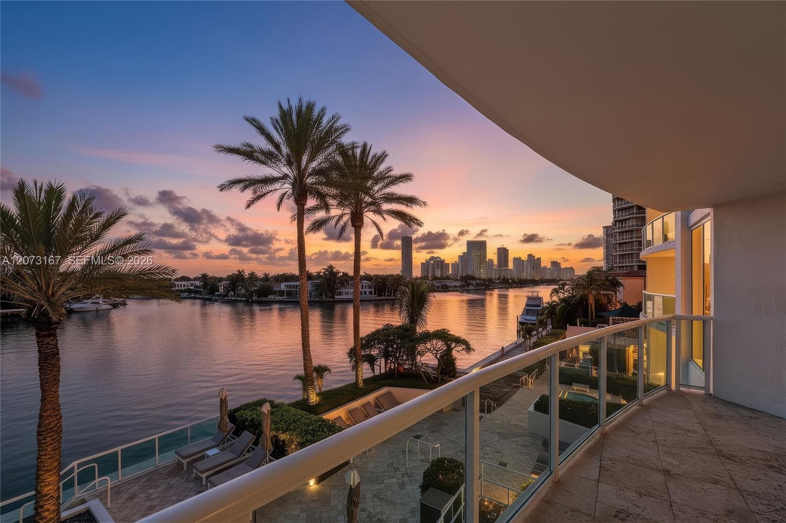 20201 E Country Club Dr # 308, Aventura, FL 33180