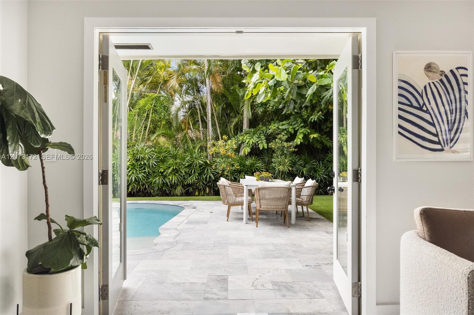 406 Miller Rd, Coral Gables, FL 33146 — zdjęcie 3