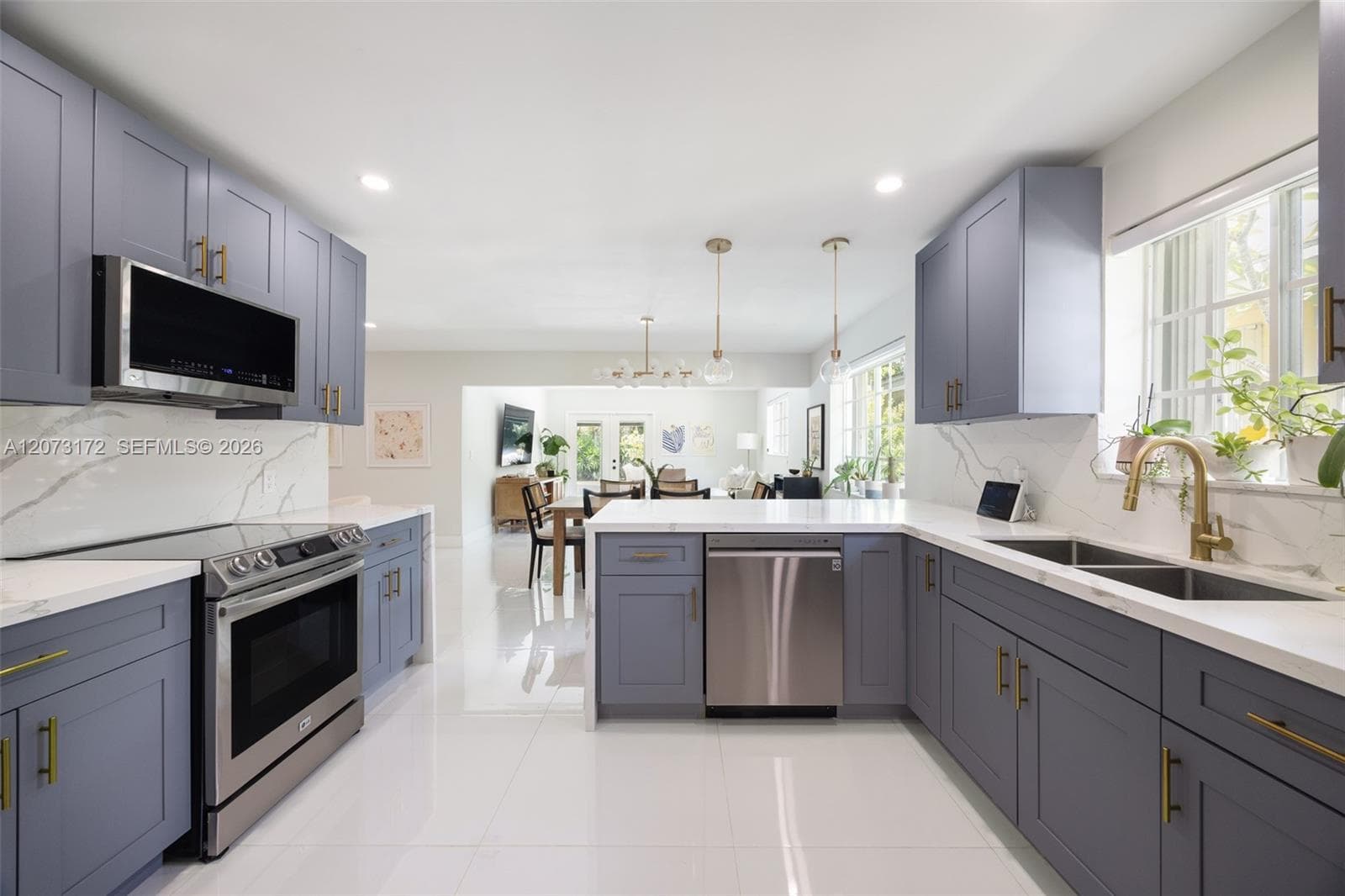 406 Miller Rd, Coral Gables, FL 33146 — zdjęcie 4