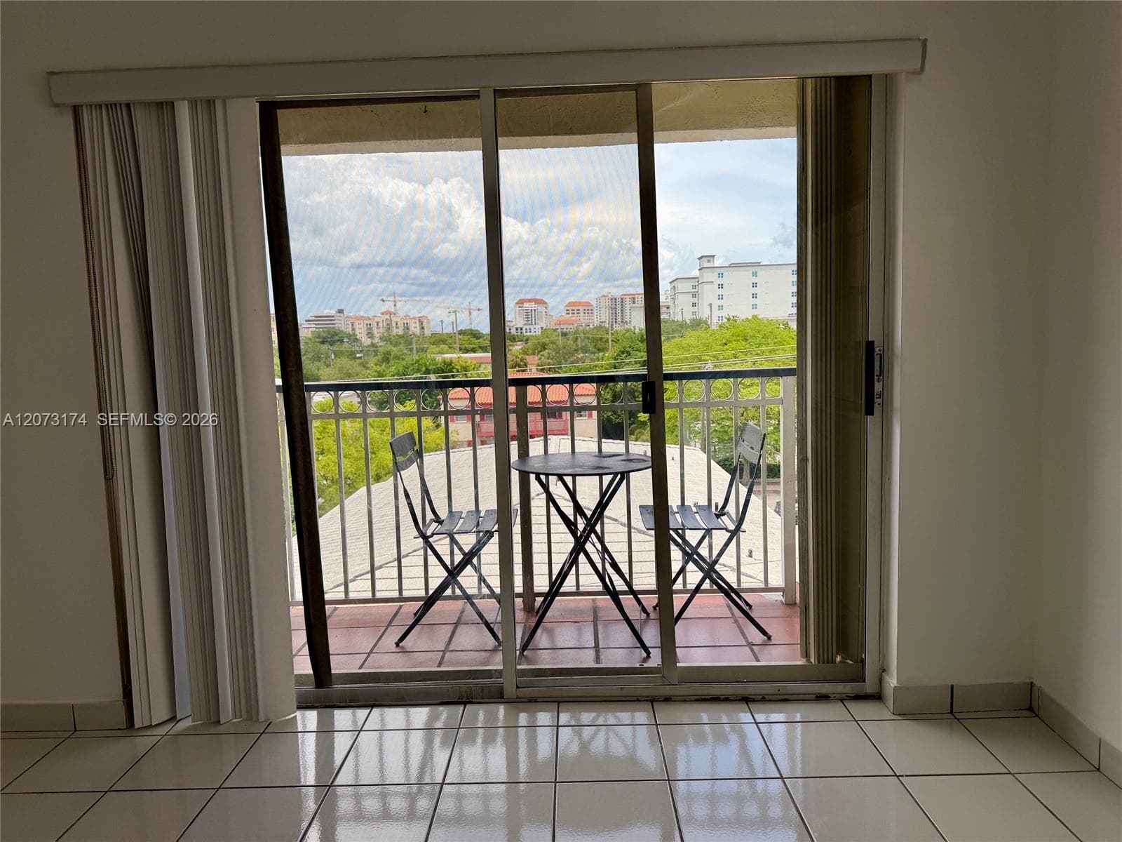 37 Majorca Ave # 402, Coral Gables, FL 33134 — zdjęcie 4