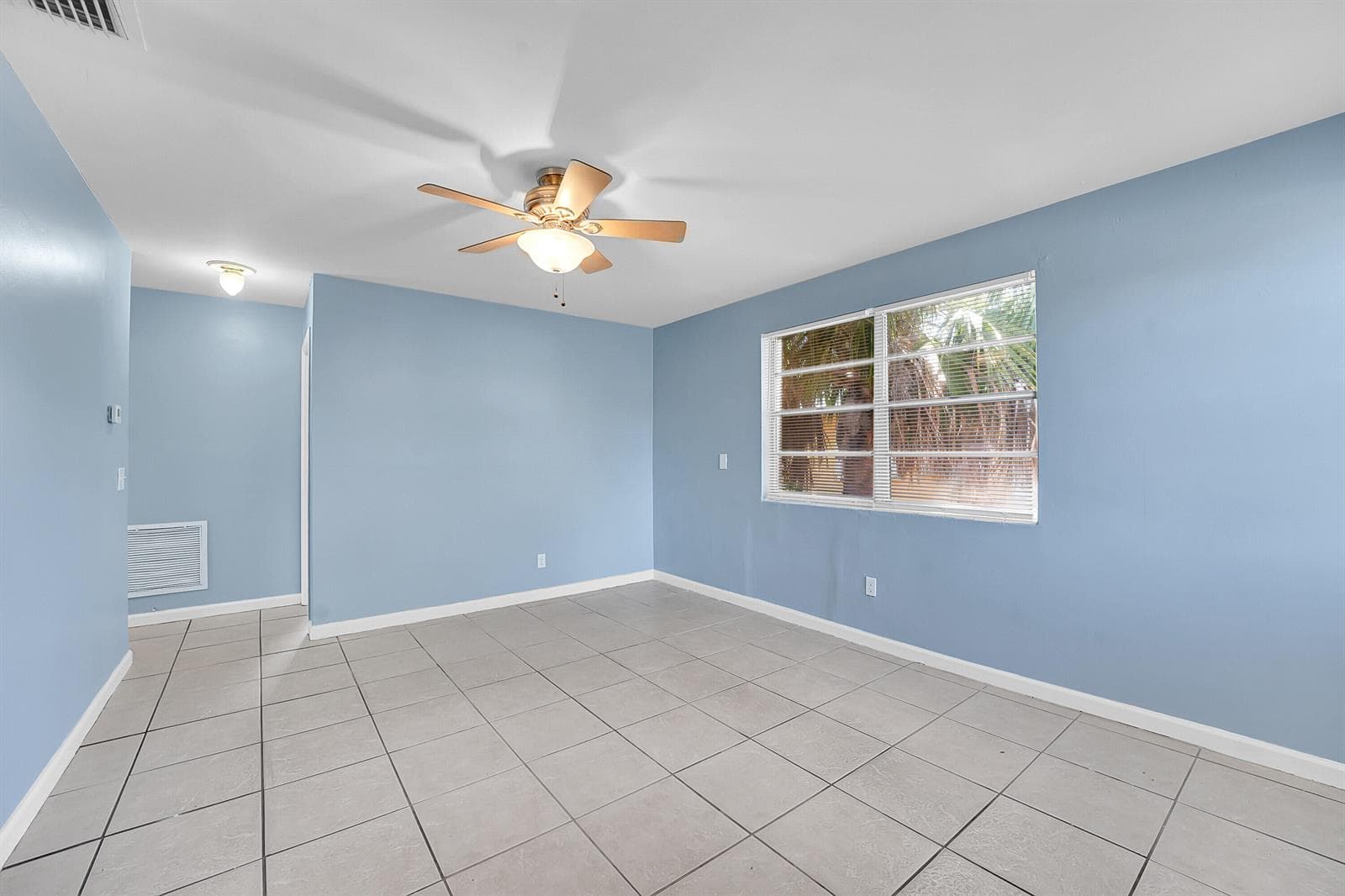 1208 W 32ND Street, Riviera Beach, FL 33404 — zdjęcie 5
