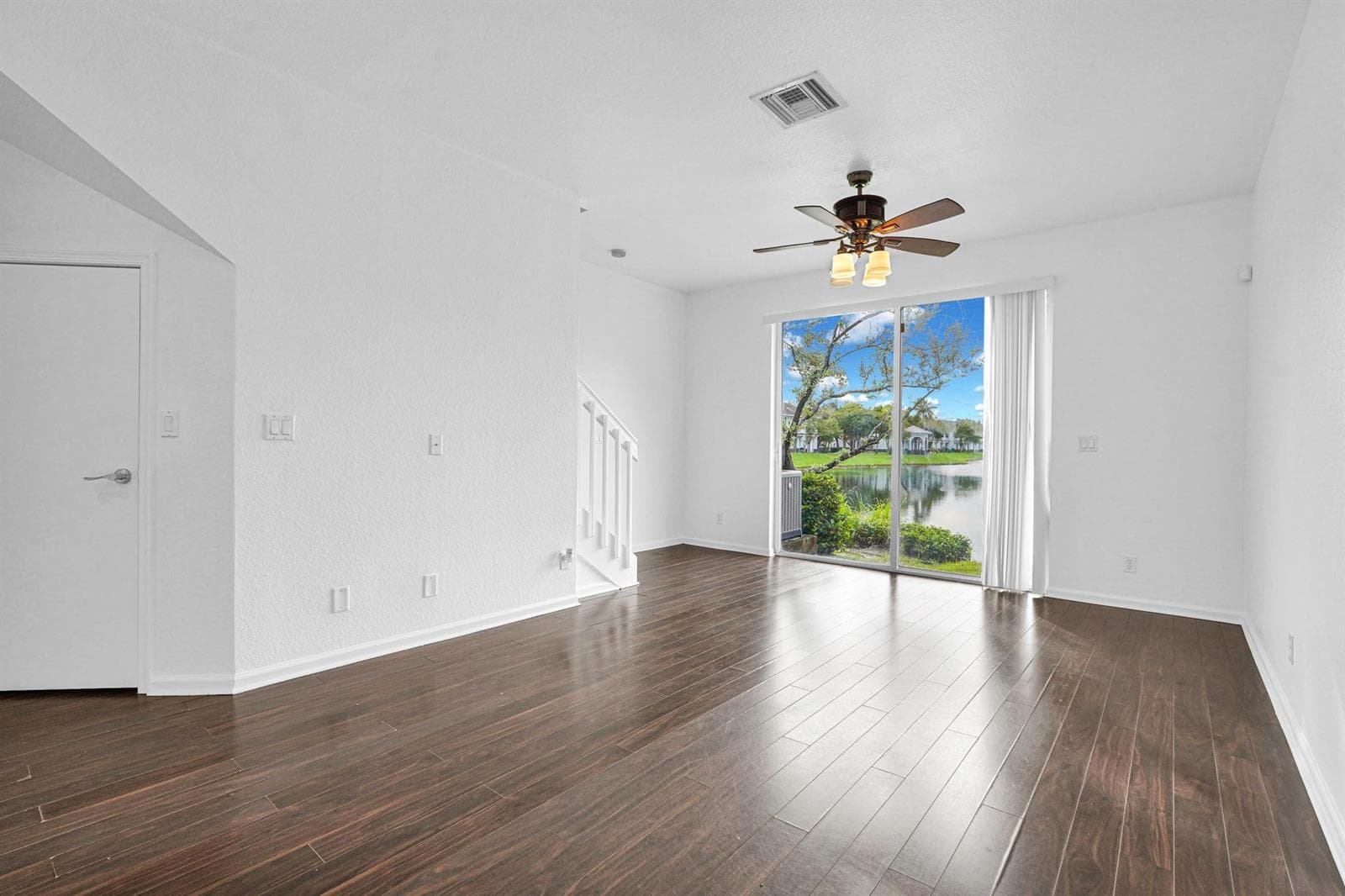 1427 NW 34th Way, Lauderhill, FL 33311 — zdjęcie 2