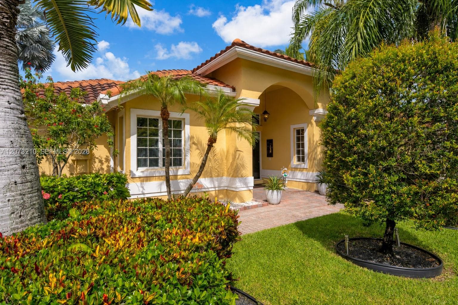 1090 SW 156th Ave, Pembroke Pines, FL 33027 — zdjęcie 2