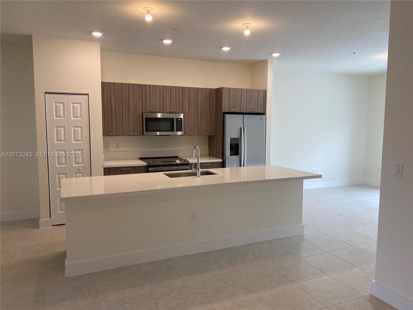 7915 NW 104th Ave # 4, Doral, FL 33178 — zdjęcie 3