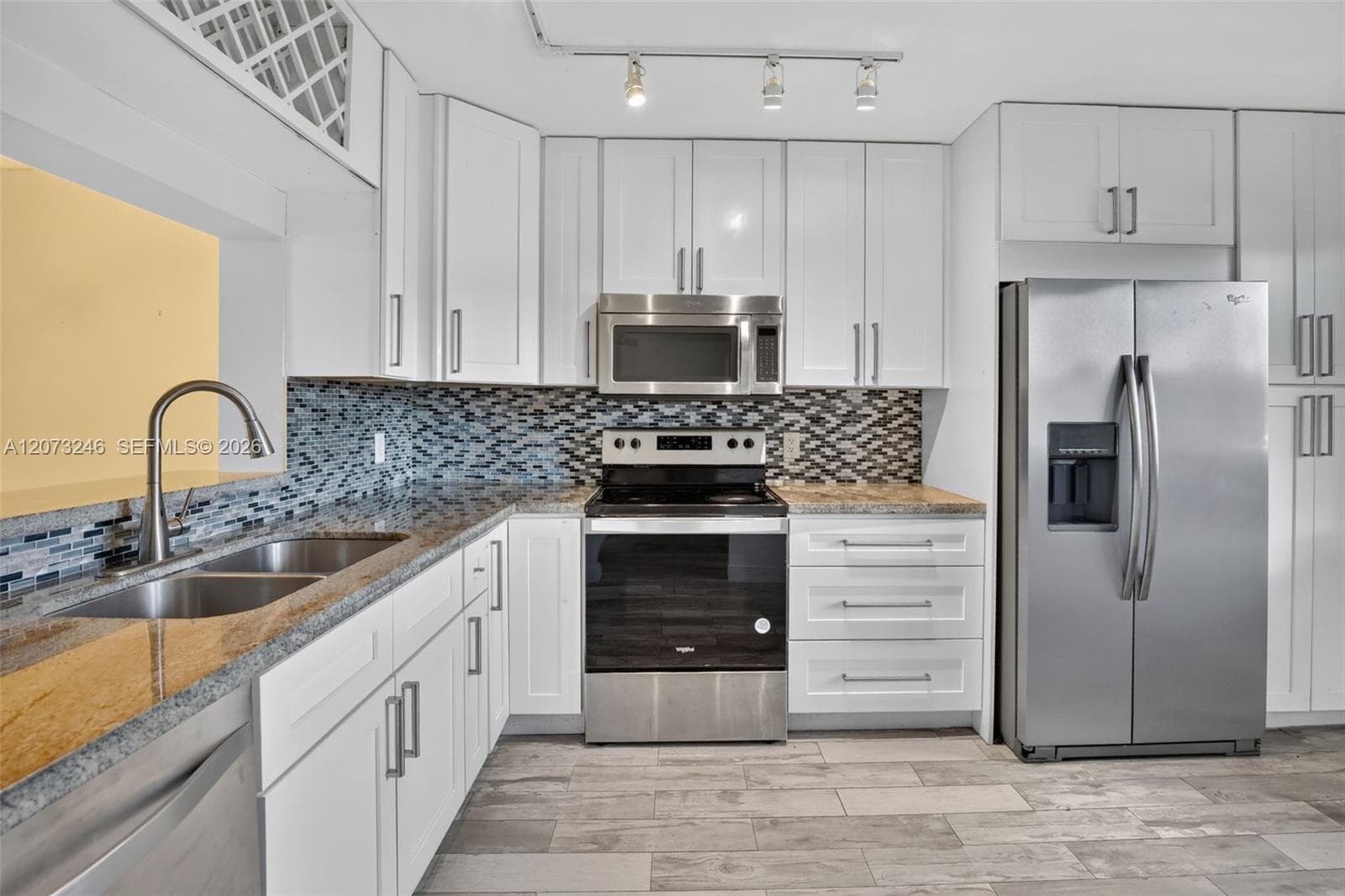 900 SW 125th Way # 105R, Pembroke Pines, FL 33027