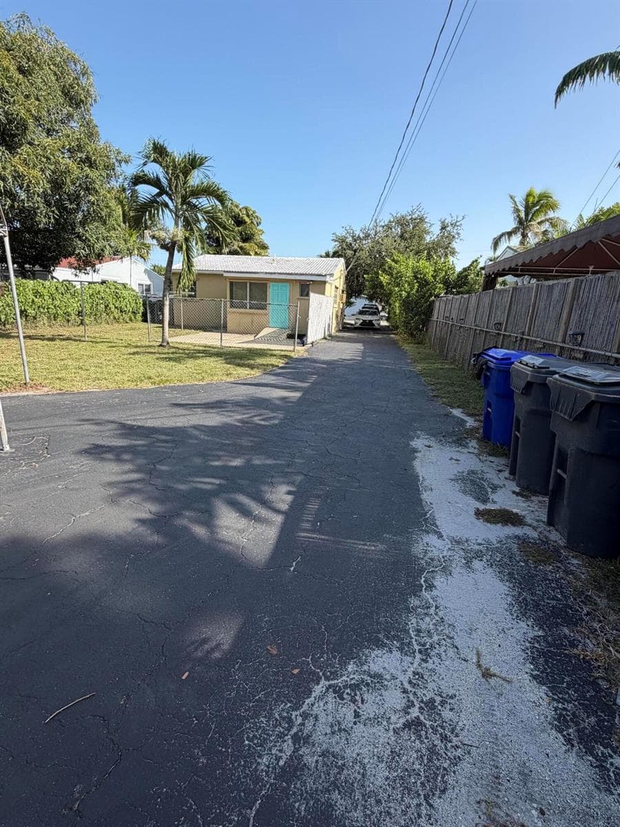 2647 PIERCE Street, Hollywood, FL 33020 — zdjęcie 3