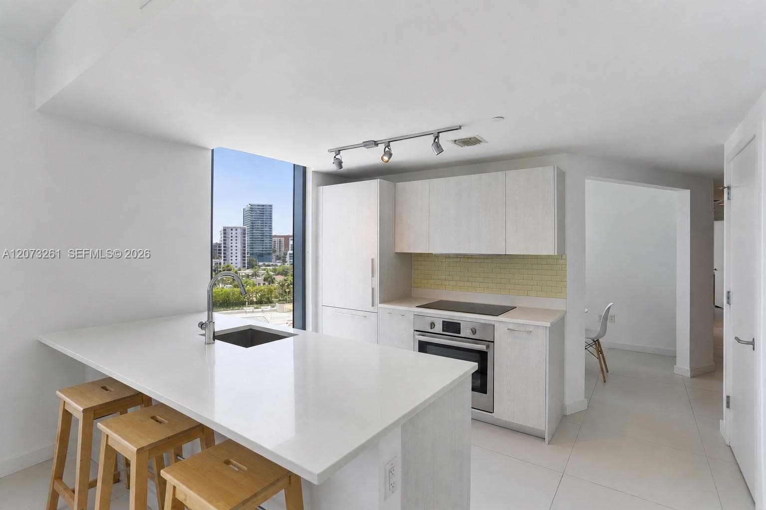 501 NE 31st St # 708, Miami, FL 33137 — zdjęcie 4