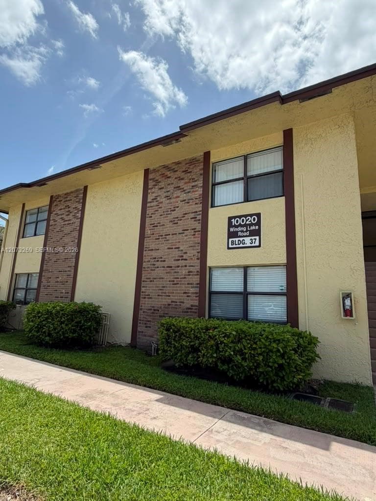 10020 Winding Lake Rd # 104, Sunrise, FL 33351 — zdjęcie 2